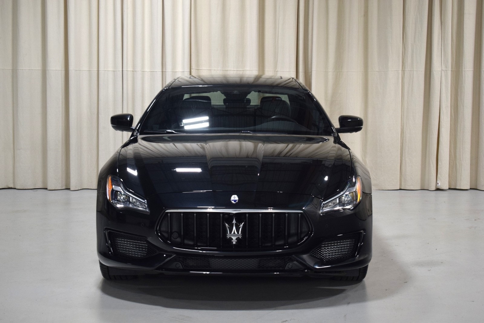 Thumbnail: 2022 Maserati Quattroporte - 8