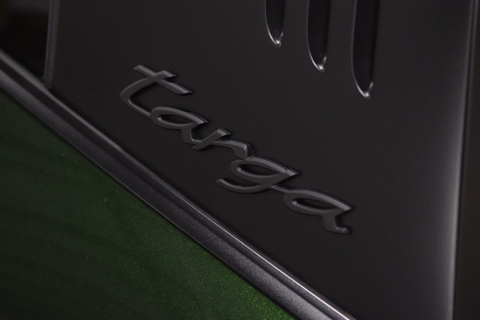 Thumbnail: 2026 Porsche 911 - 12