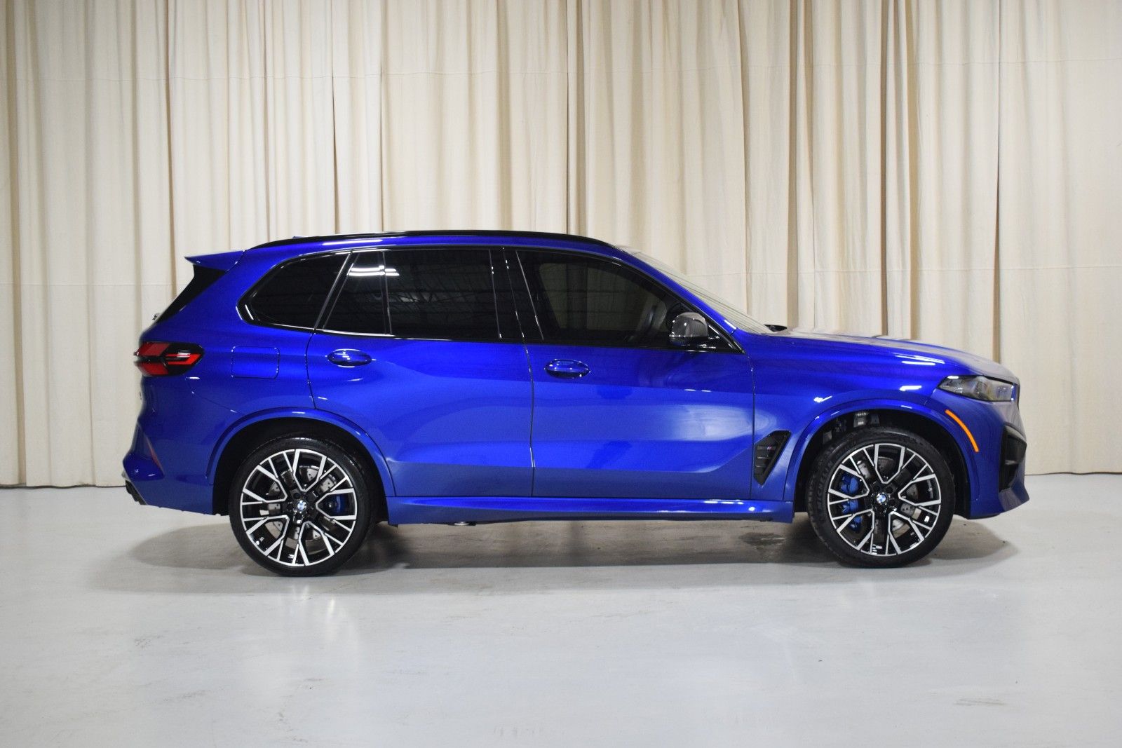 Thumbnail: 2025 BMW X5 - 15