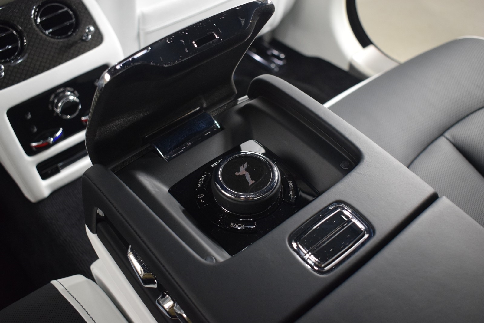 Thumbnail: 2022 Rolls-Royce Ghost - 20