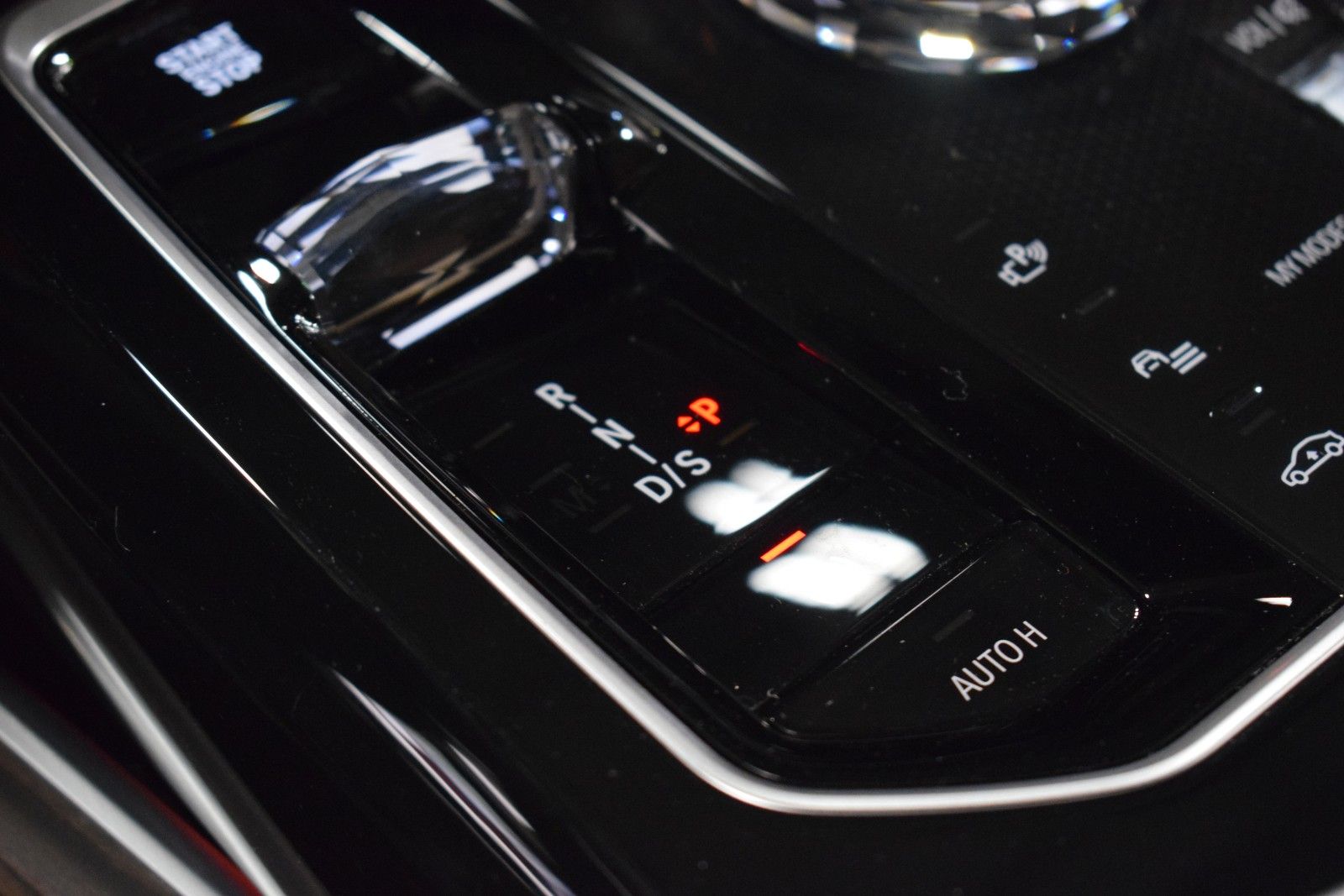 Thumbnail: 2025 BMW 7 Series - 35