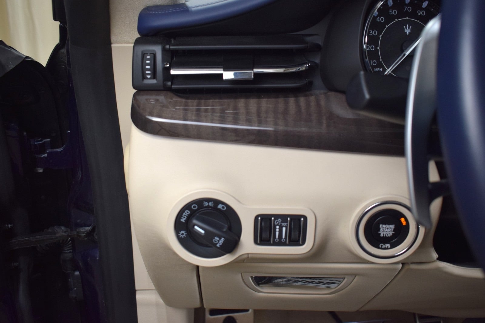Thumbnail: 2021 Maserati Quattroporte - 29