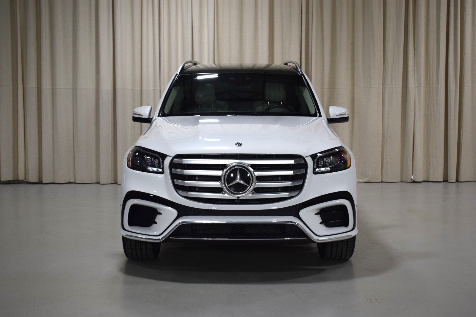 Thumbnail: 2025 Mercedes-Benz GLS - 7