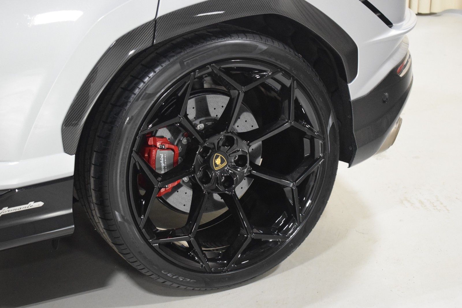 Thumbnail: 2024 Lamborghini Urus - 7