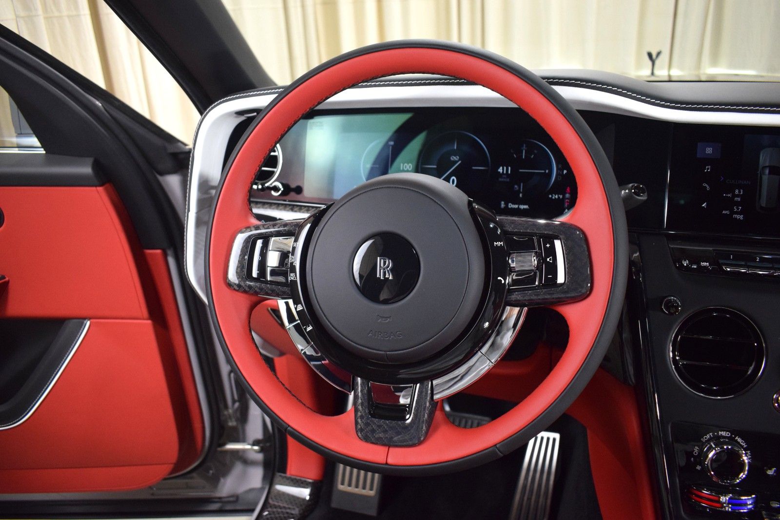 2026 Rolls-Royce Cullinan Black Badge - Photo 27
