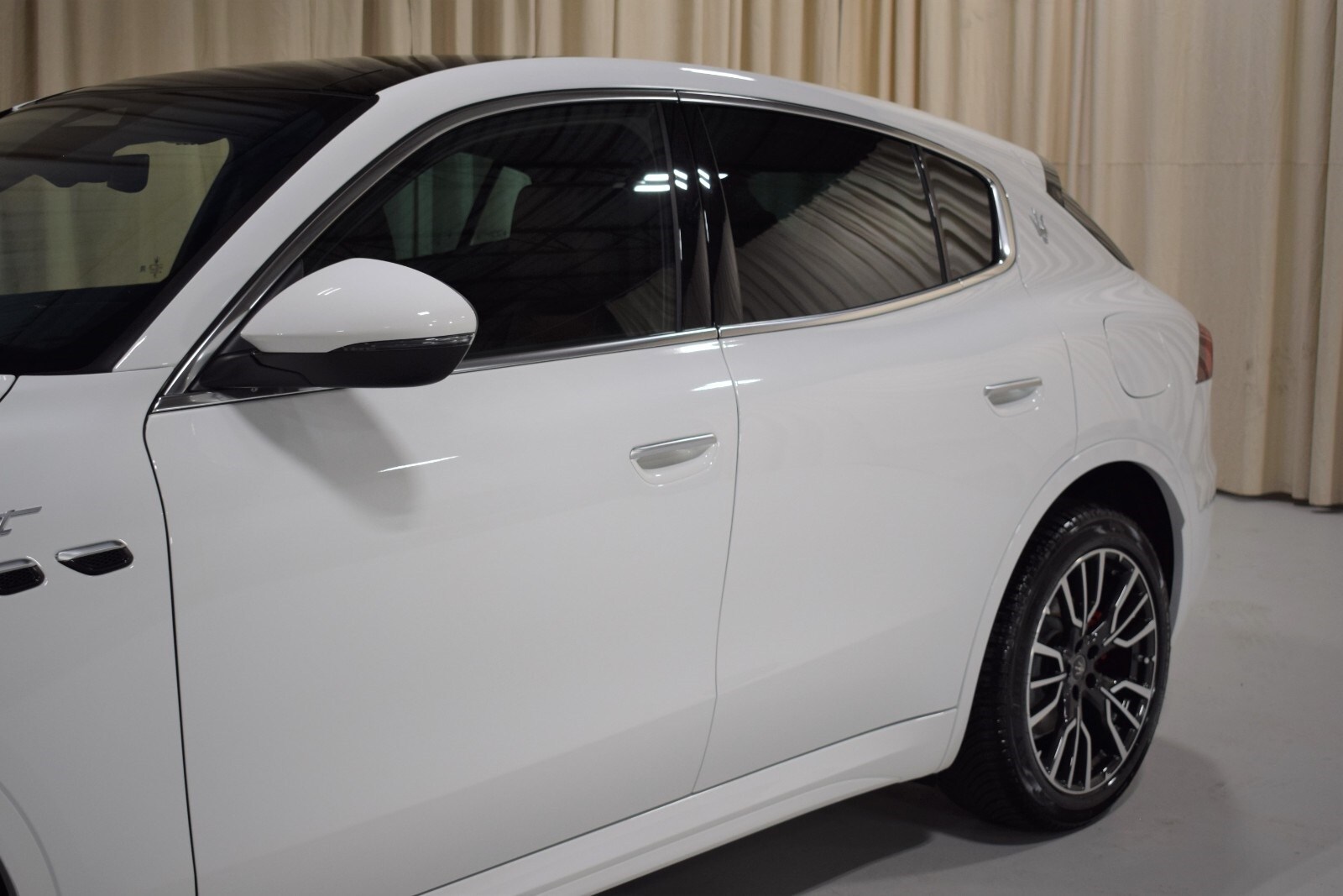 2024 Maserati Grecale GT photo 2