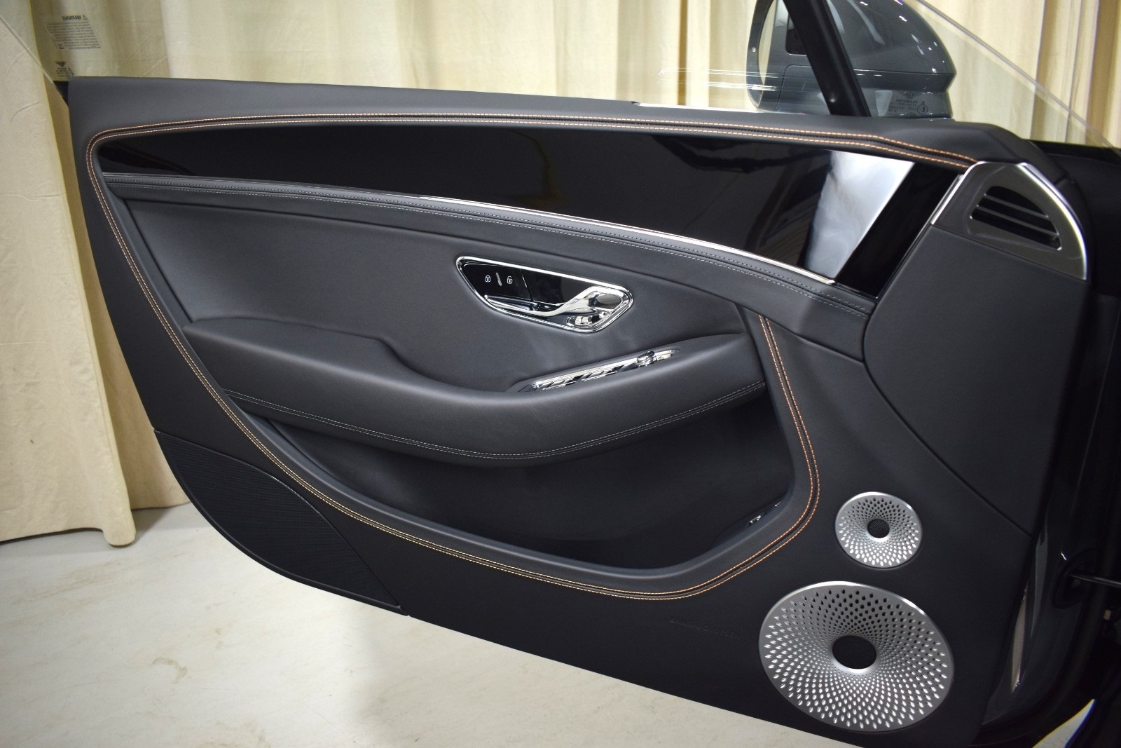 Thumbnail: 2025 Bentley Continental - 35