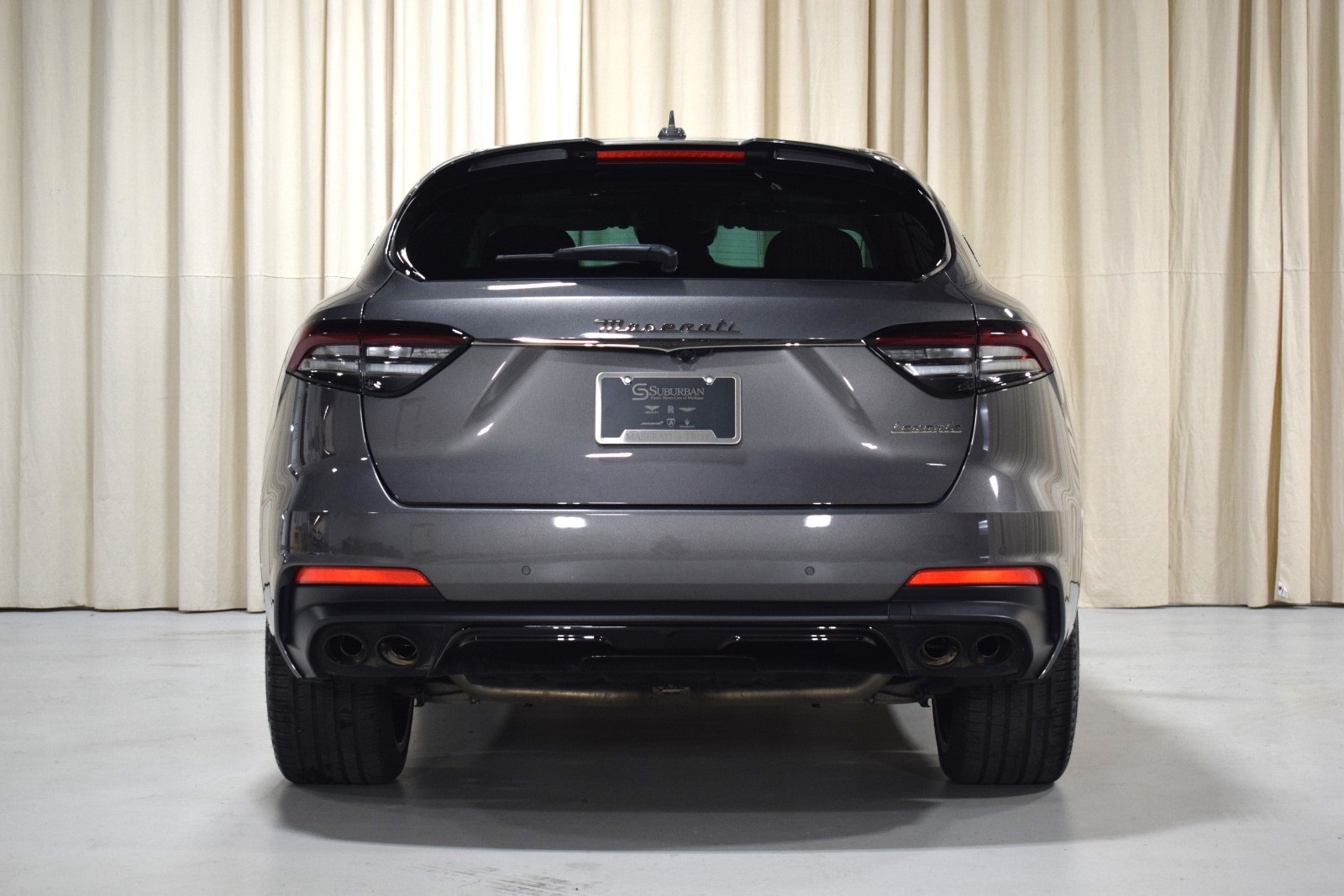 Thumbnail: 2022 Maserati Levante - 15