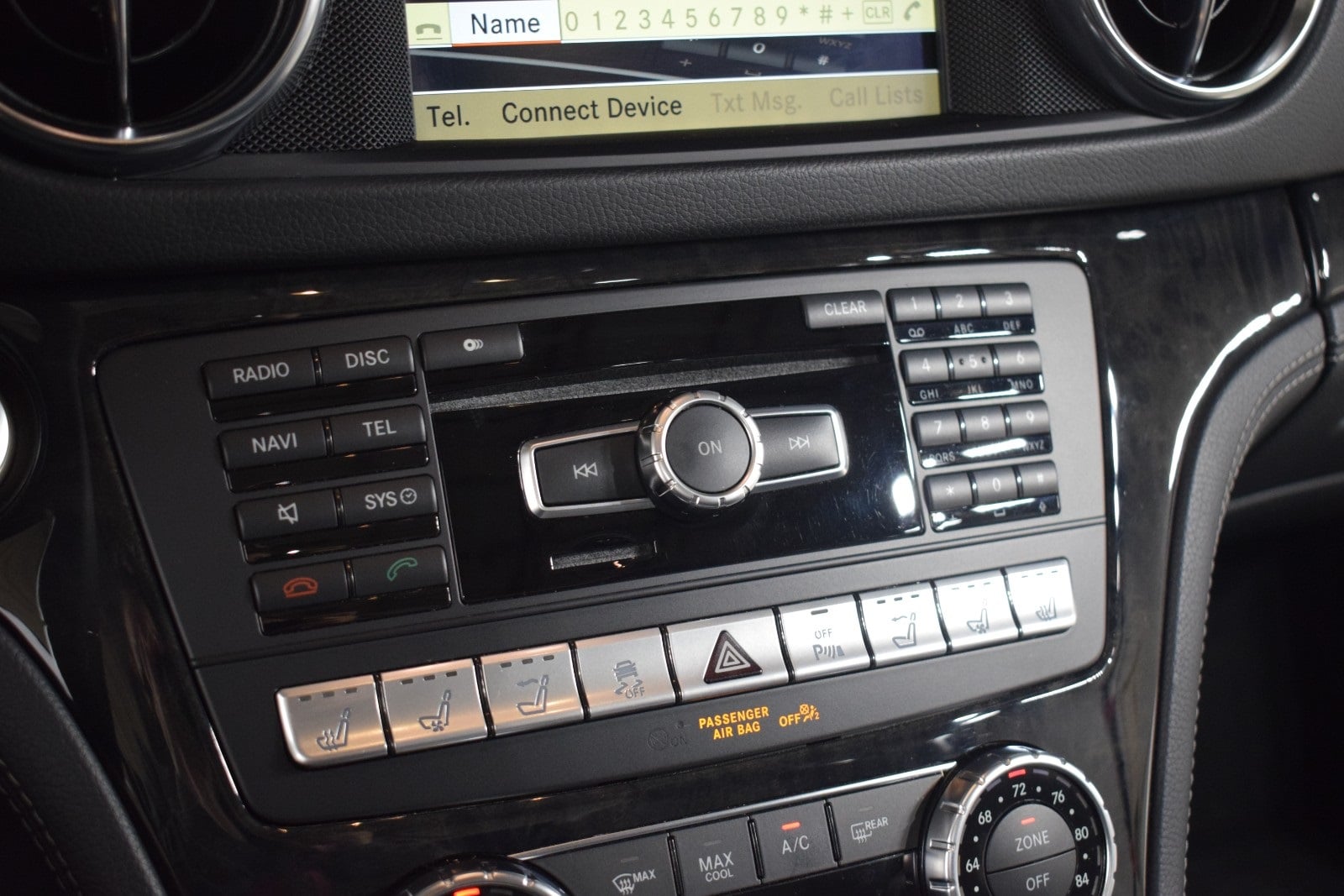 Thumbnail: 2013 Mercedes-Benz SL-Class - 32