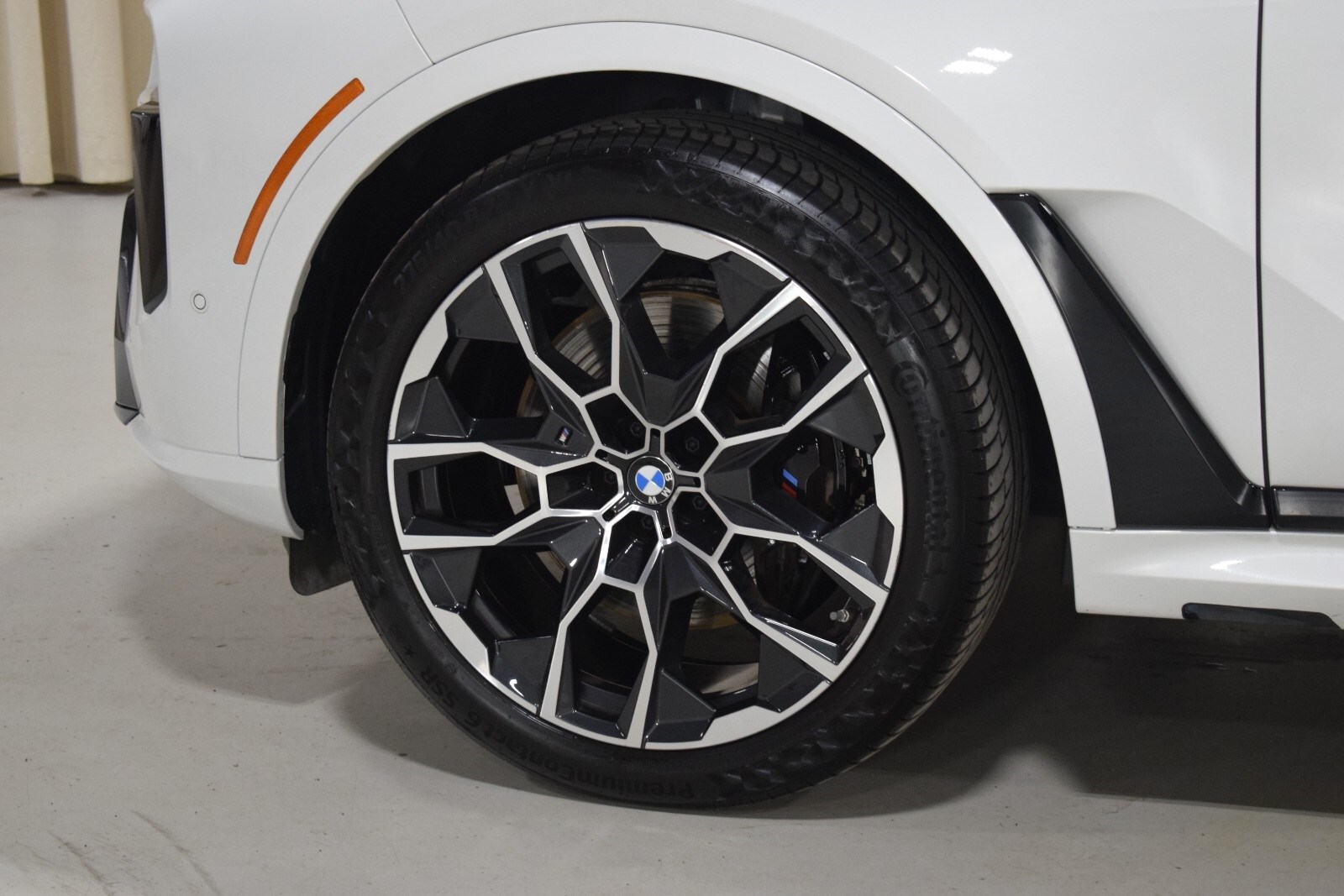 Thumbnail: 2026 BMW X7 - 5