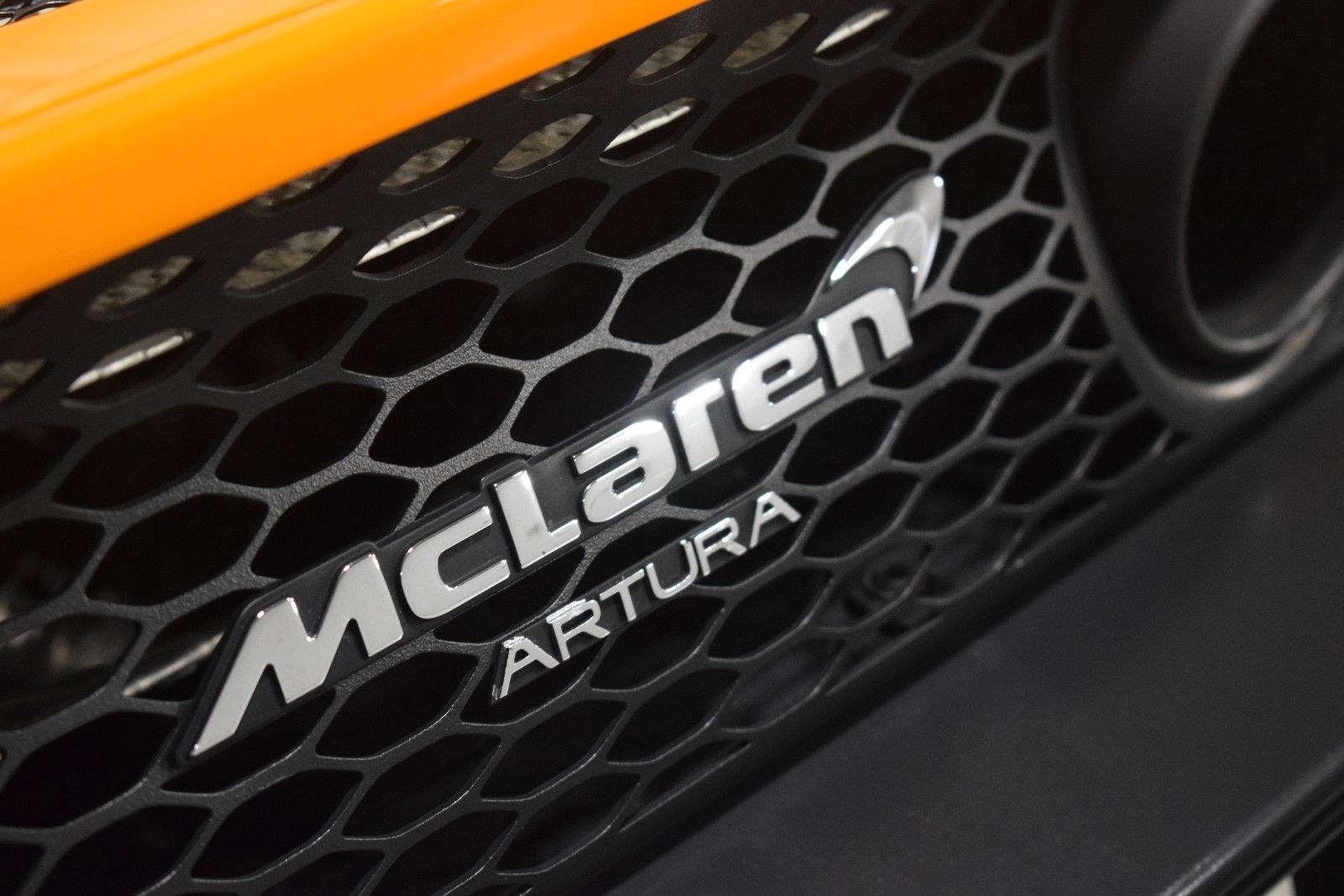 Thumbnail: 2024 Mclaren Artura - 10