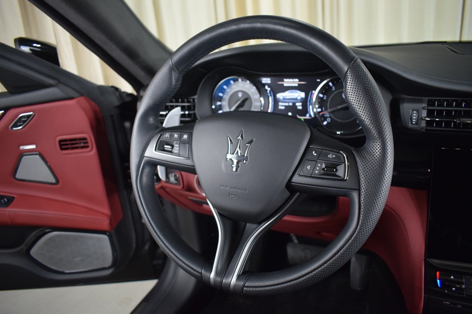 Thumbnail: 2022 Maserati Quattroporte - 27