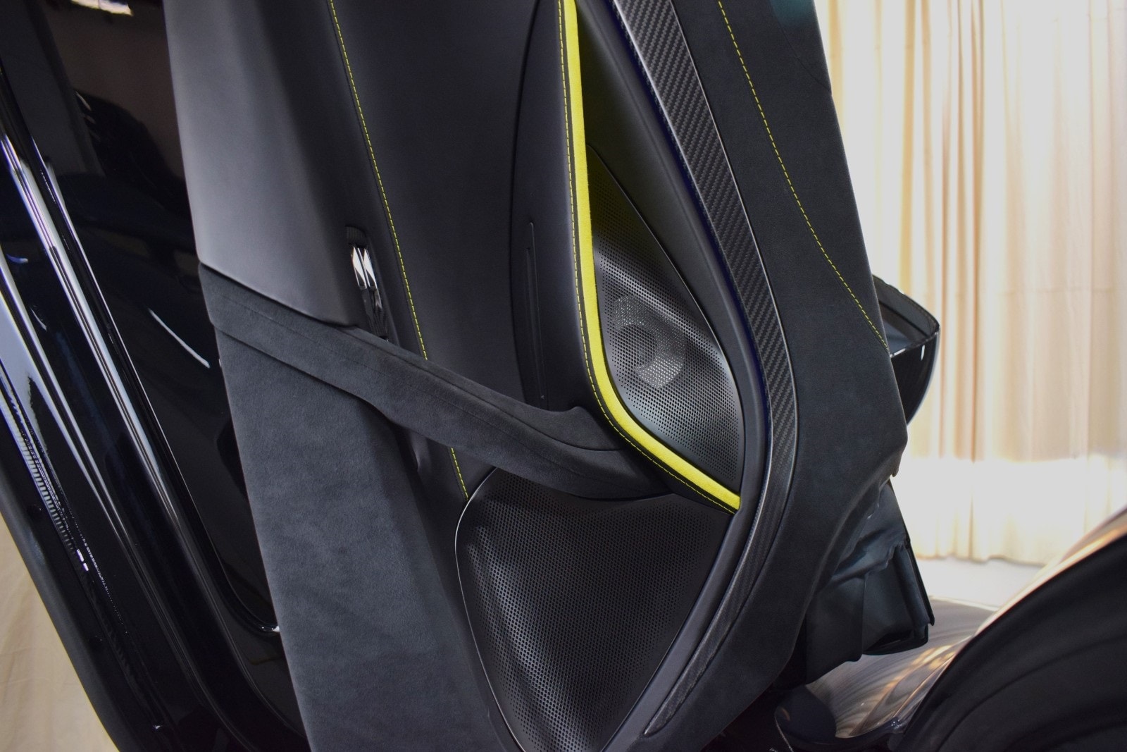 Thumbnail: 2025 Mclaren 750S - 36