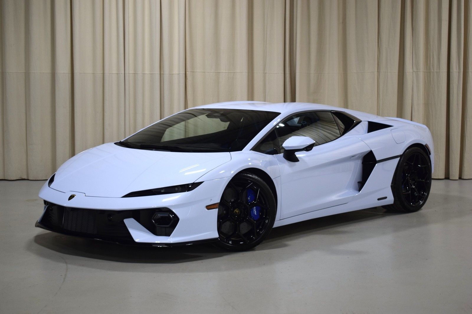 2026 Lamborghini Temerario 4.0 V8 PHEV's photo