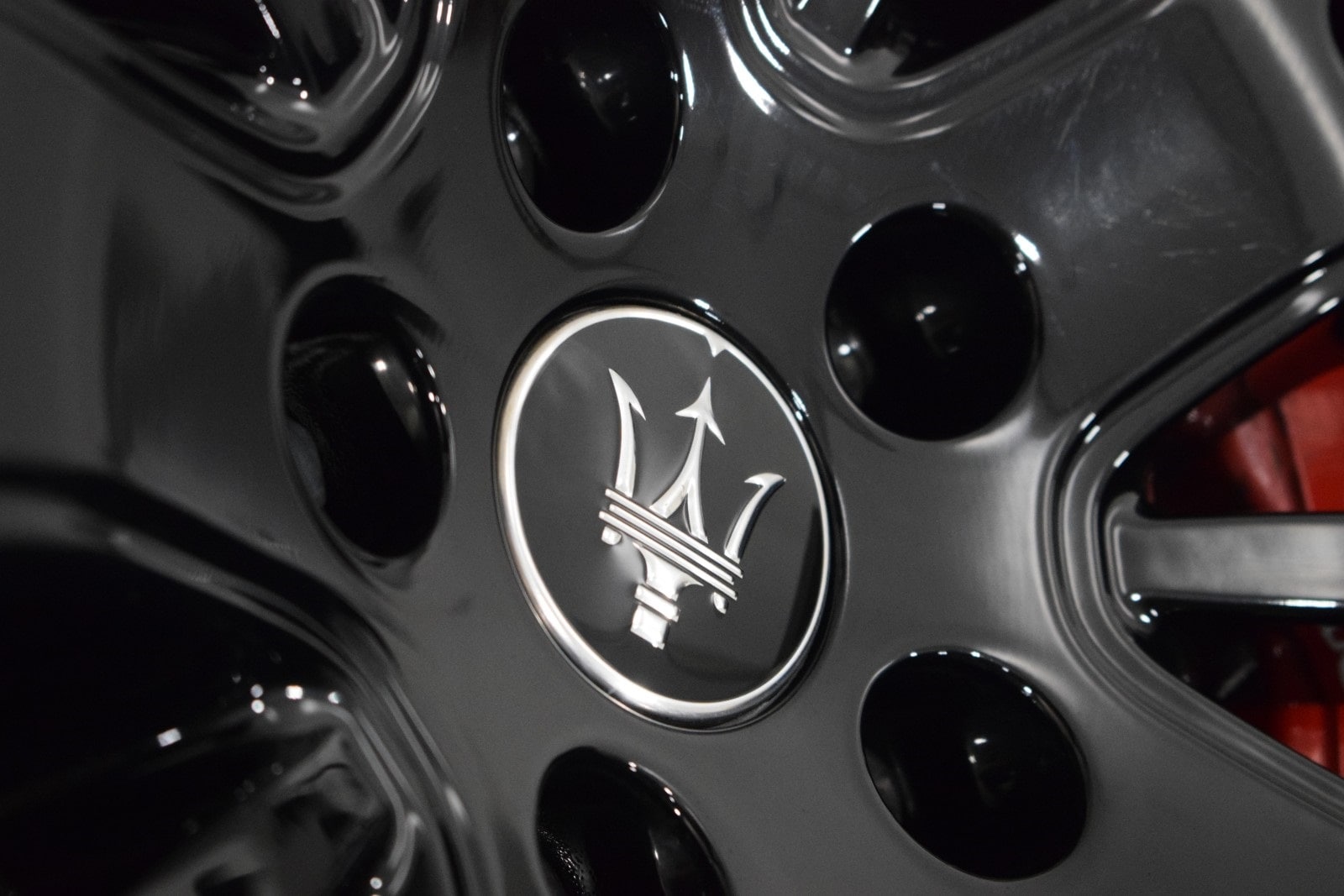Thumbnail: 2022 Maserati Levante - 18