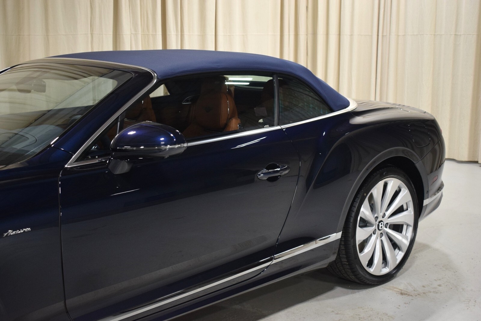 Thumbnail: 2026 Bentley Continental - 8