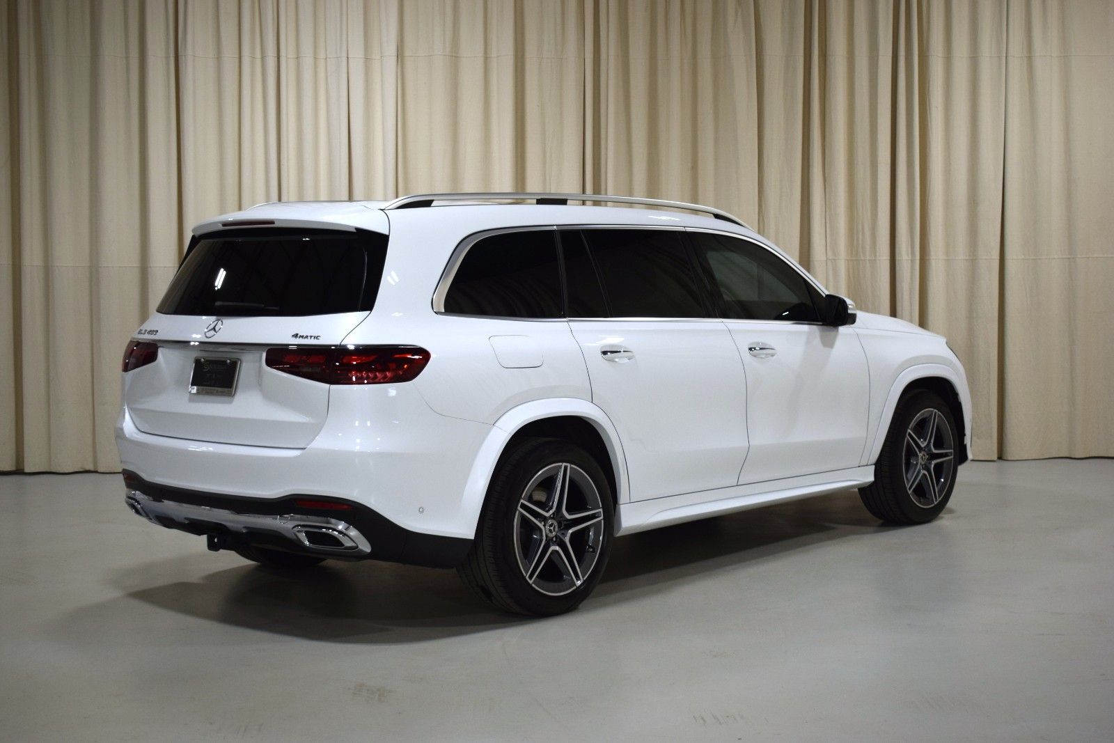 Thumbnail: 2025 Mercedes-Benz GLS - 9