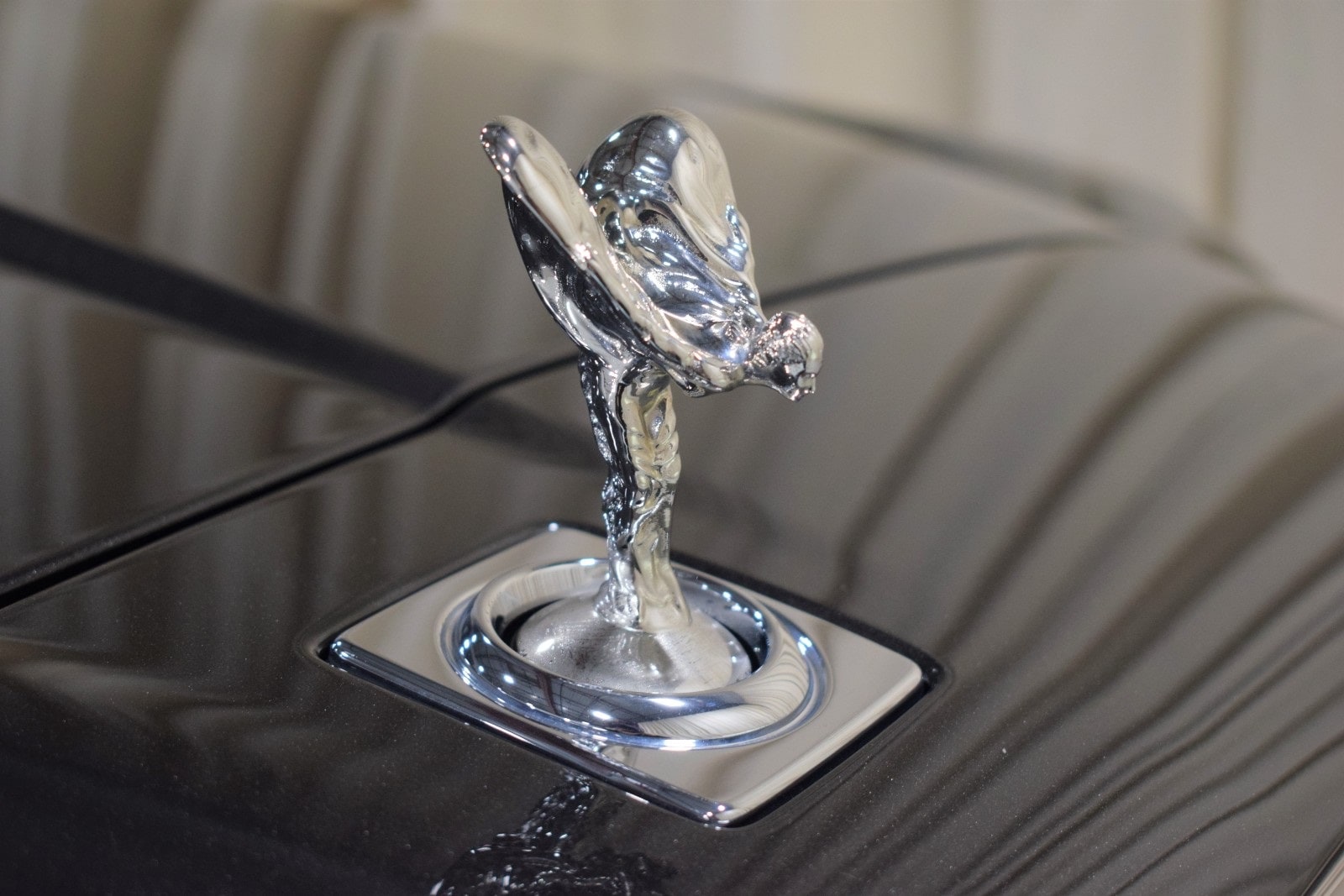 Thumbnail: 2022 Rolls-Royce Cullinan - 7