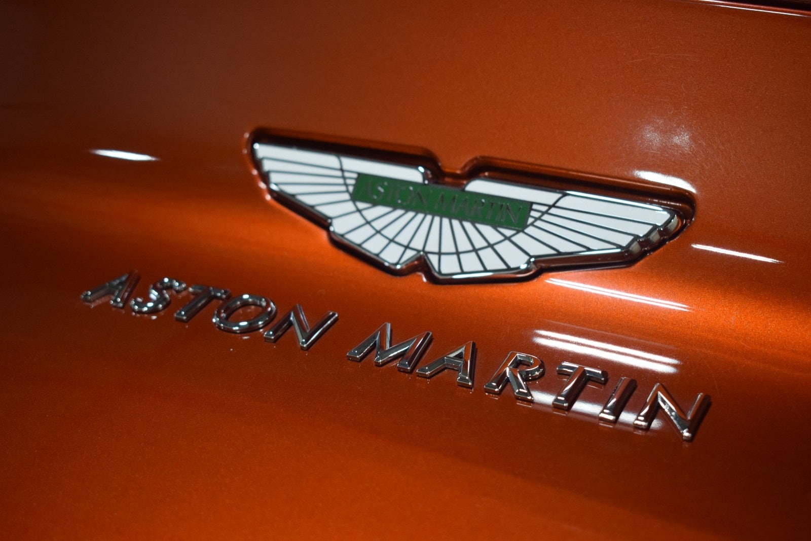 Thumbnail: 2020 Aston Martin DB11 - 11