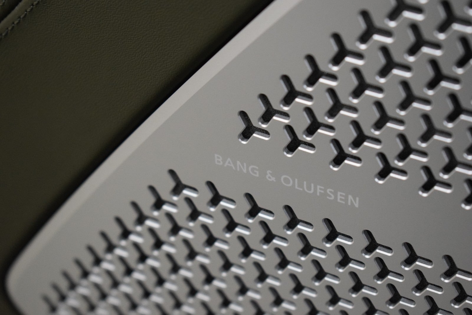 Thumbnail: 2025 Lamborghini Urus - 41