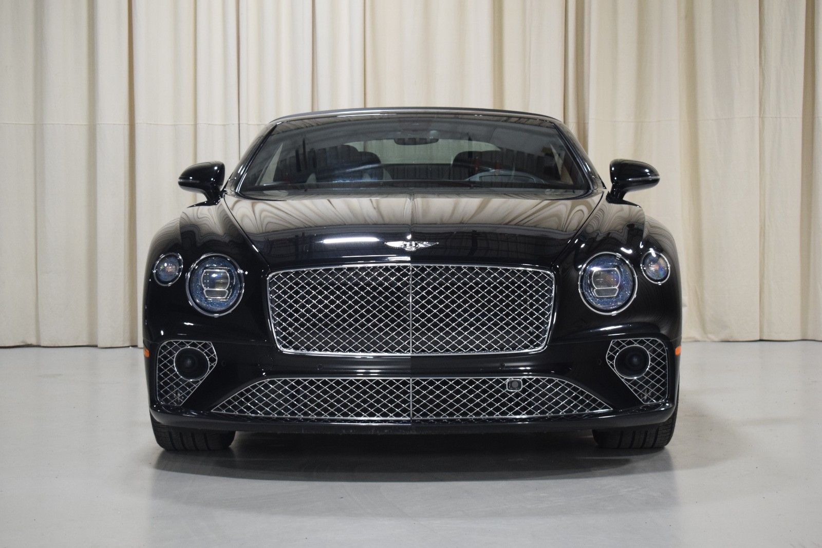 Thumbnail: 2020 Bentley Continental - 11