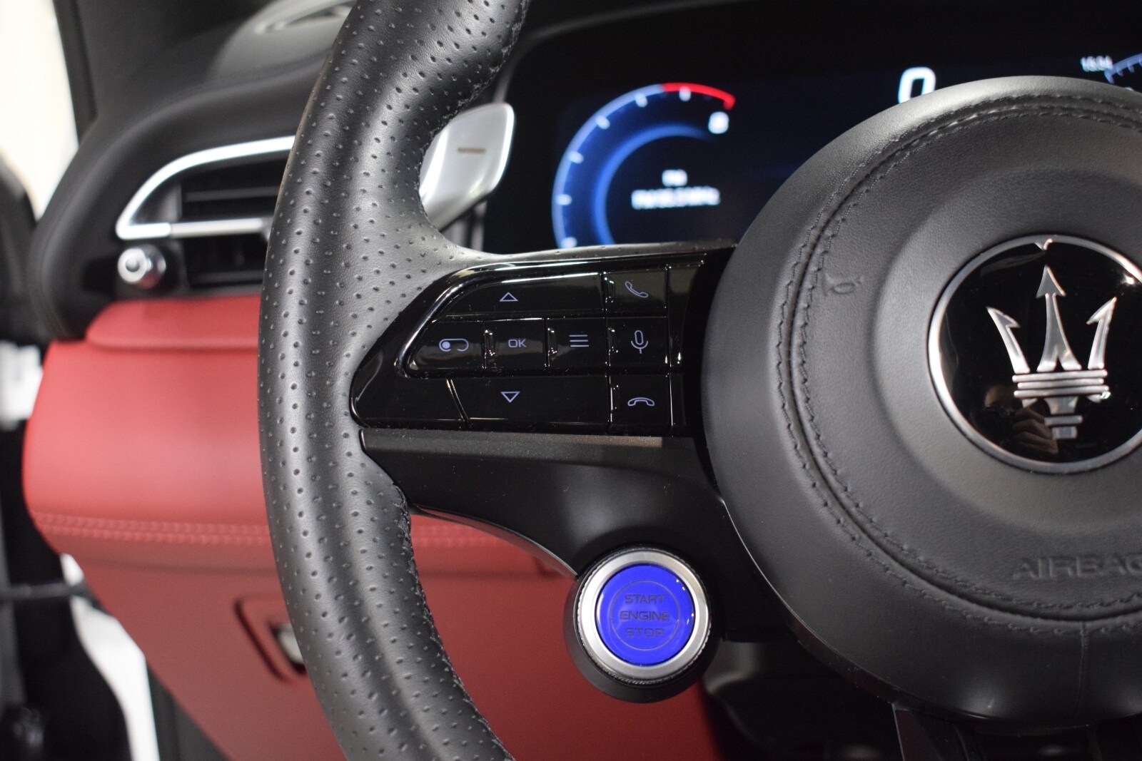 Thumbnail: 2024 Maserati Grecale - 26