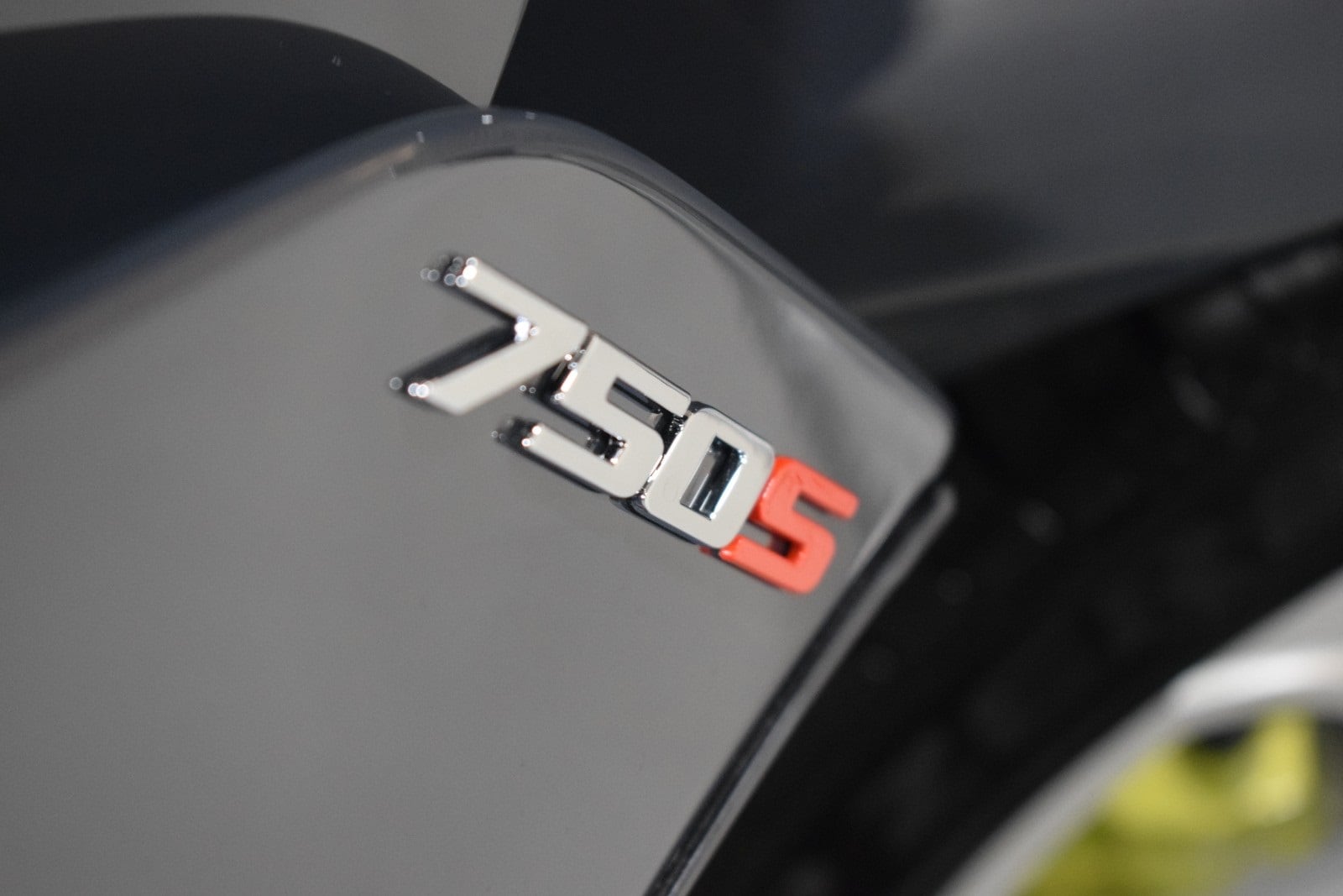 Thumbnail: 2025 Mclaren 750S - 12