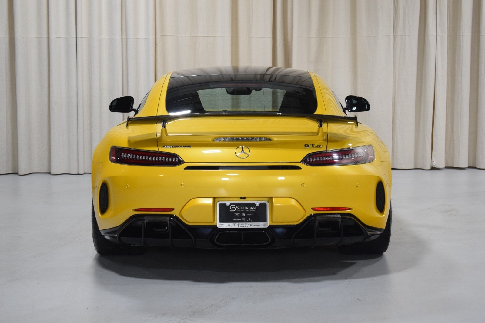Thumbnail: 2020 Mercedes-Benz AMG GT - 16