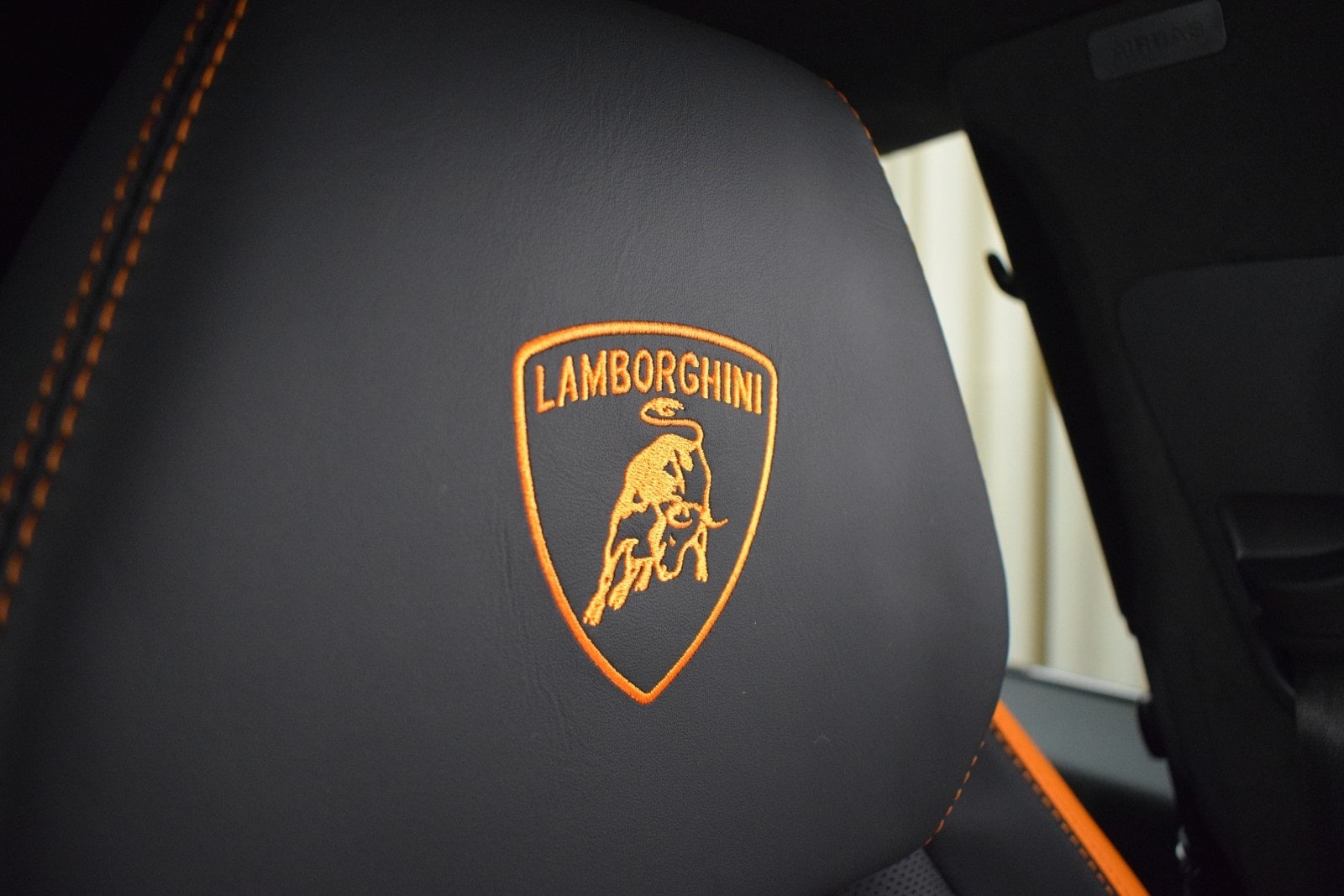 Thumbnail: 2024 Lamborghini Urus - 34