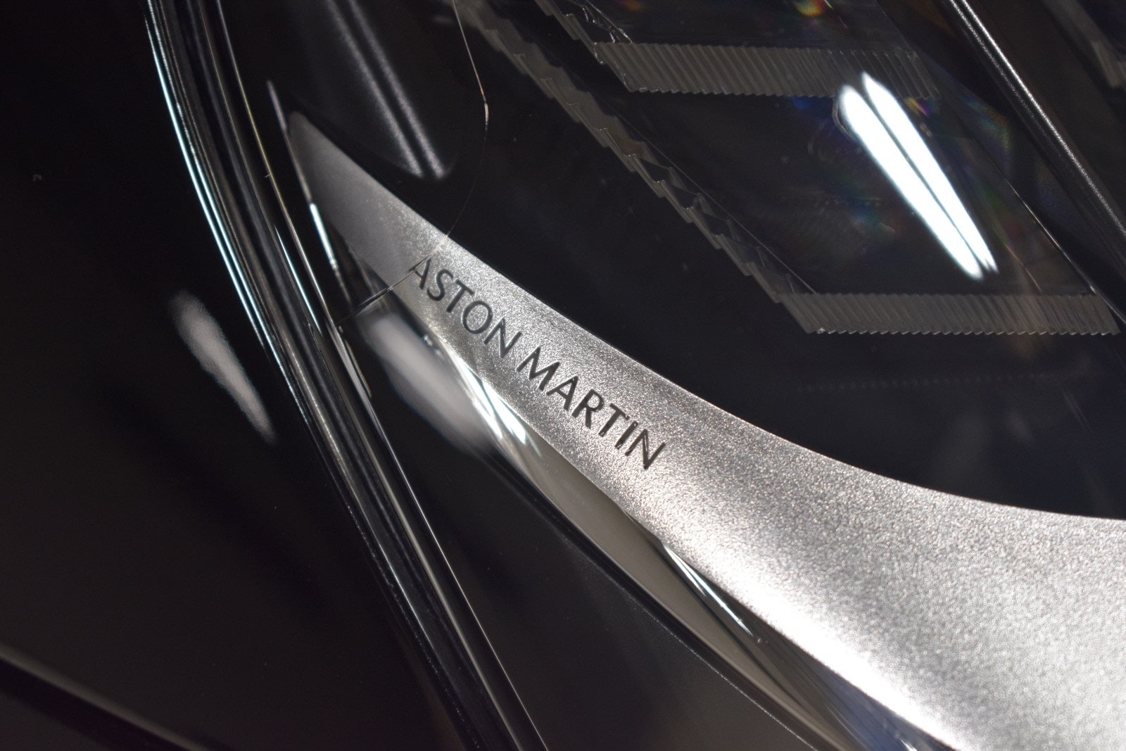 Thumbnail: 2025 Aston Martin Vanquish - 4
