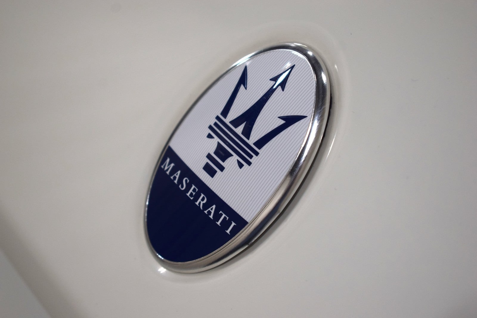 Thumbnail: 2022 Maserati Levante - 3