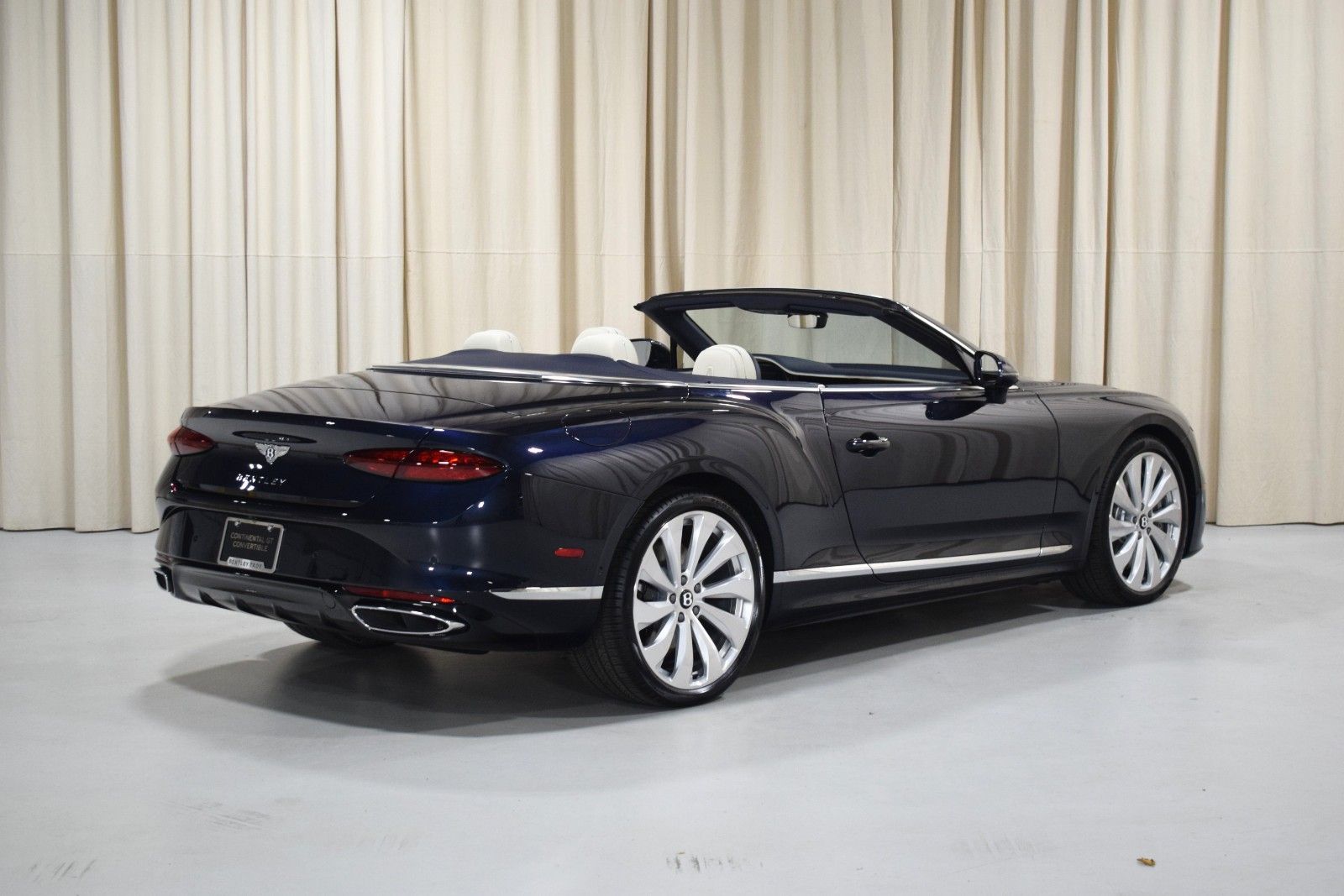 Thumbnail: 2026 Bentley Continental - 3