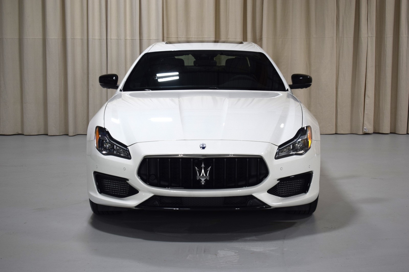 Thumbnail: 2024 Maserati Quattroporte - 7
