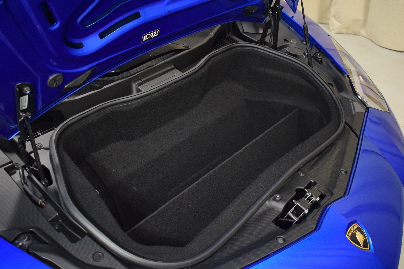 Thumbnail: 2019 Lamborghini Aventador - 40