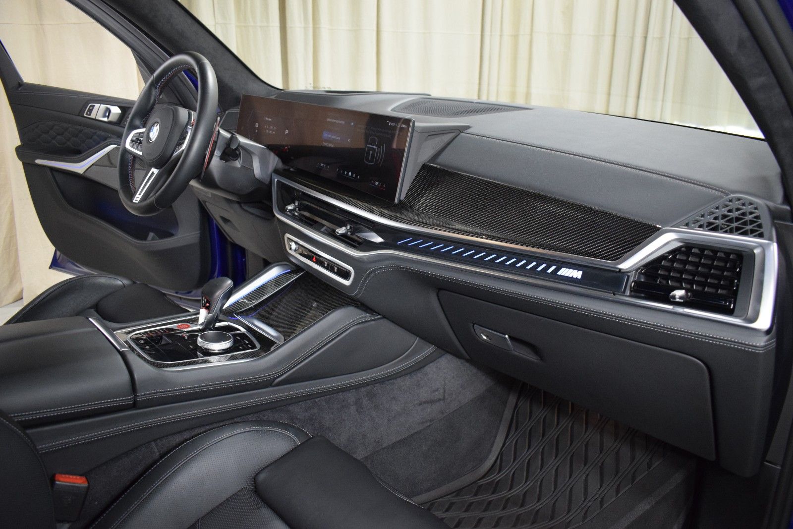 Thumbnail: 2025 BMW X5 - 25