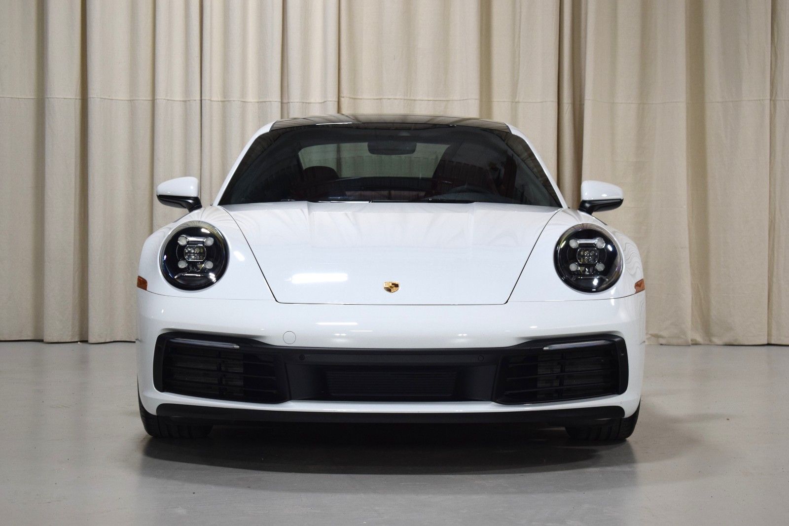 Thumbnail: 2024 Porsche 911 - 8