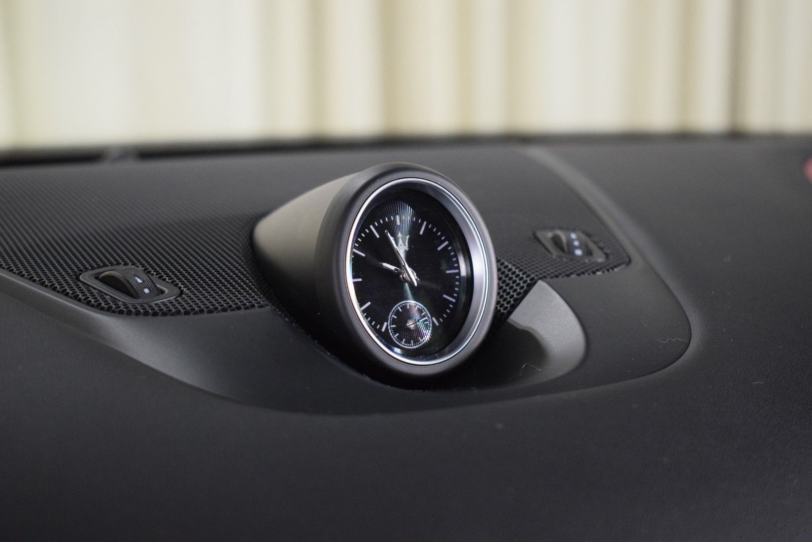 Thumbnail: 2022 Maserati Levante - 31