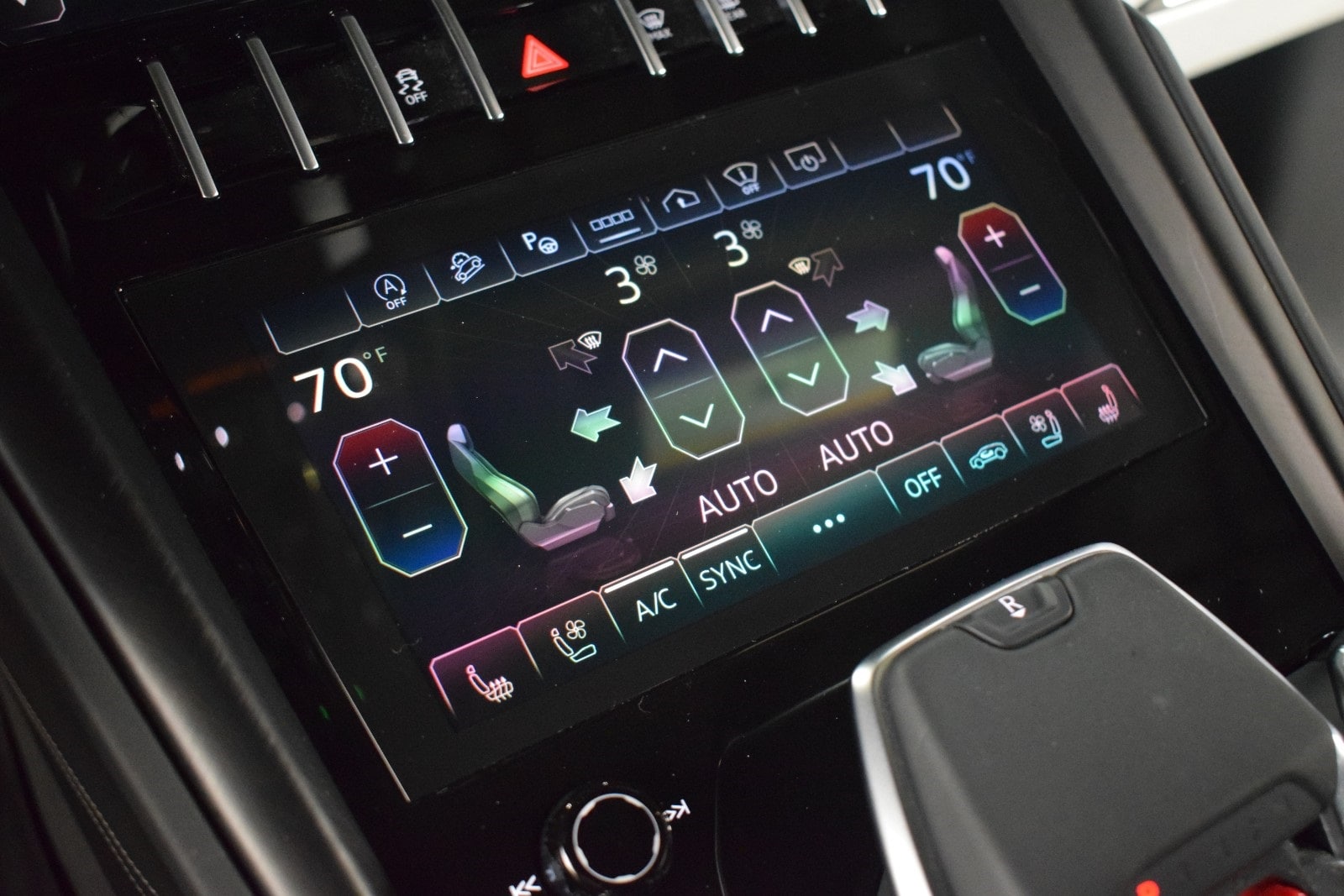 Thumbnail: 2024 Lamborghini Urus - 33