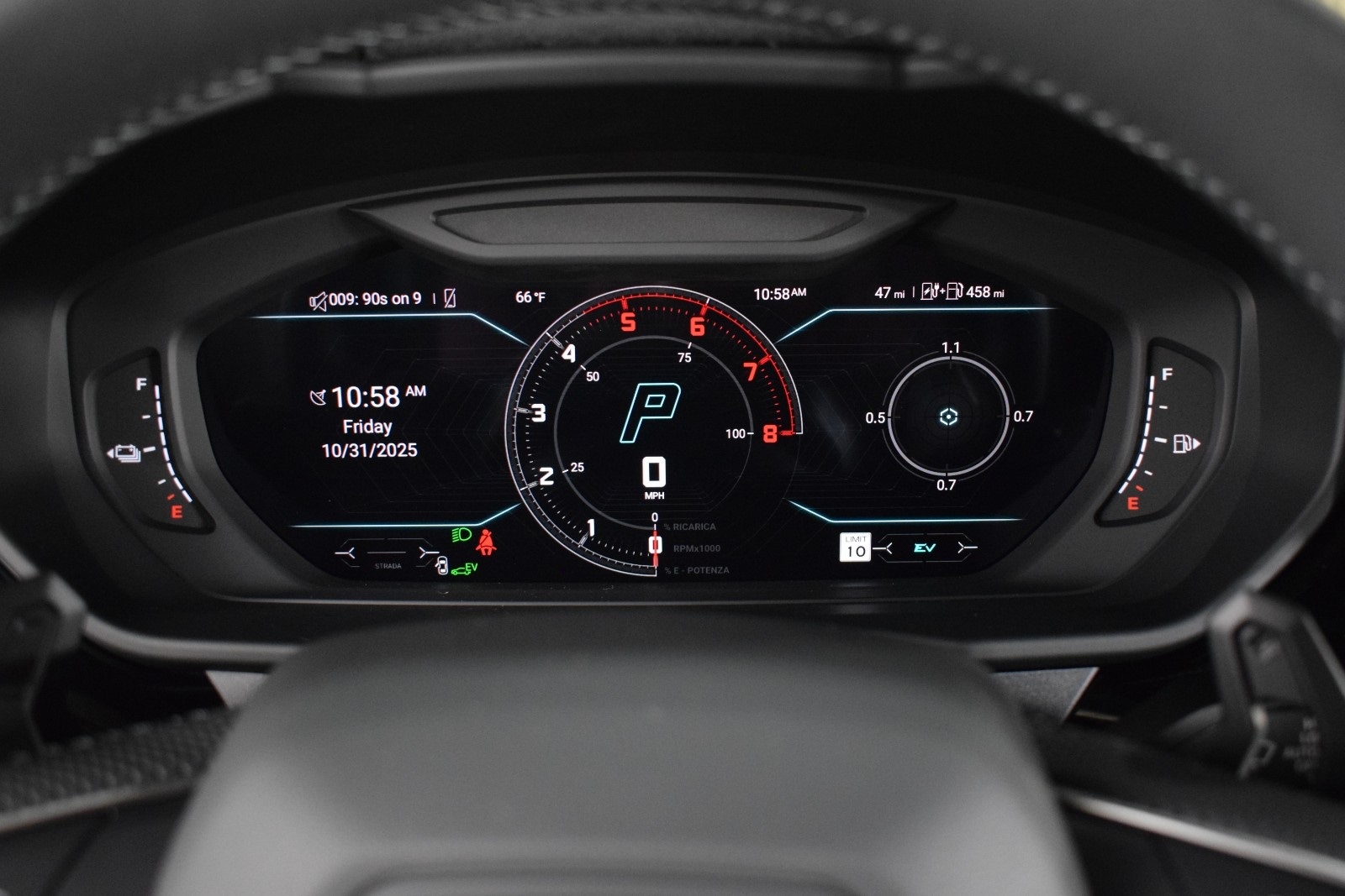 Thumbnail: 2025 Lamborghini Urus - 30