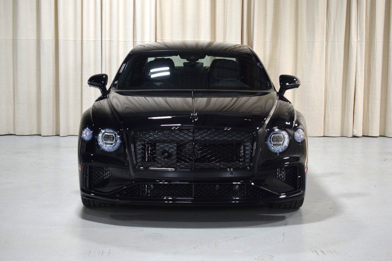 Thumbnail: 2026 Bentley Flying Spur - 11