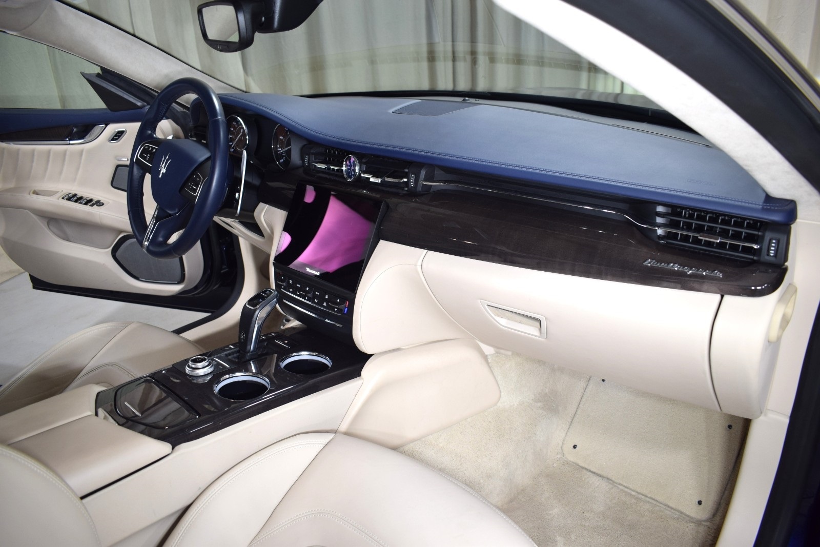 Thumbnail: 2021 Maserati Quattroporte - 23