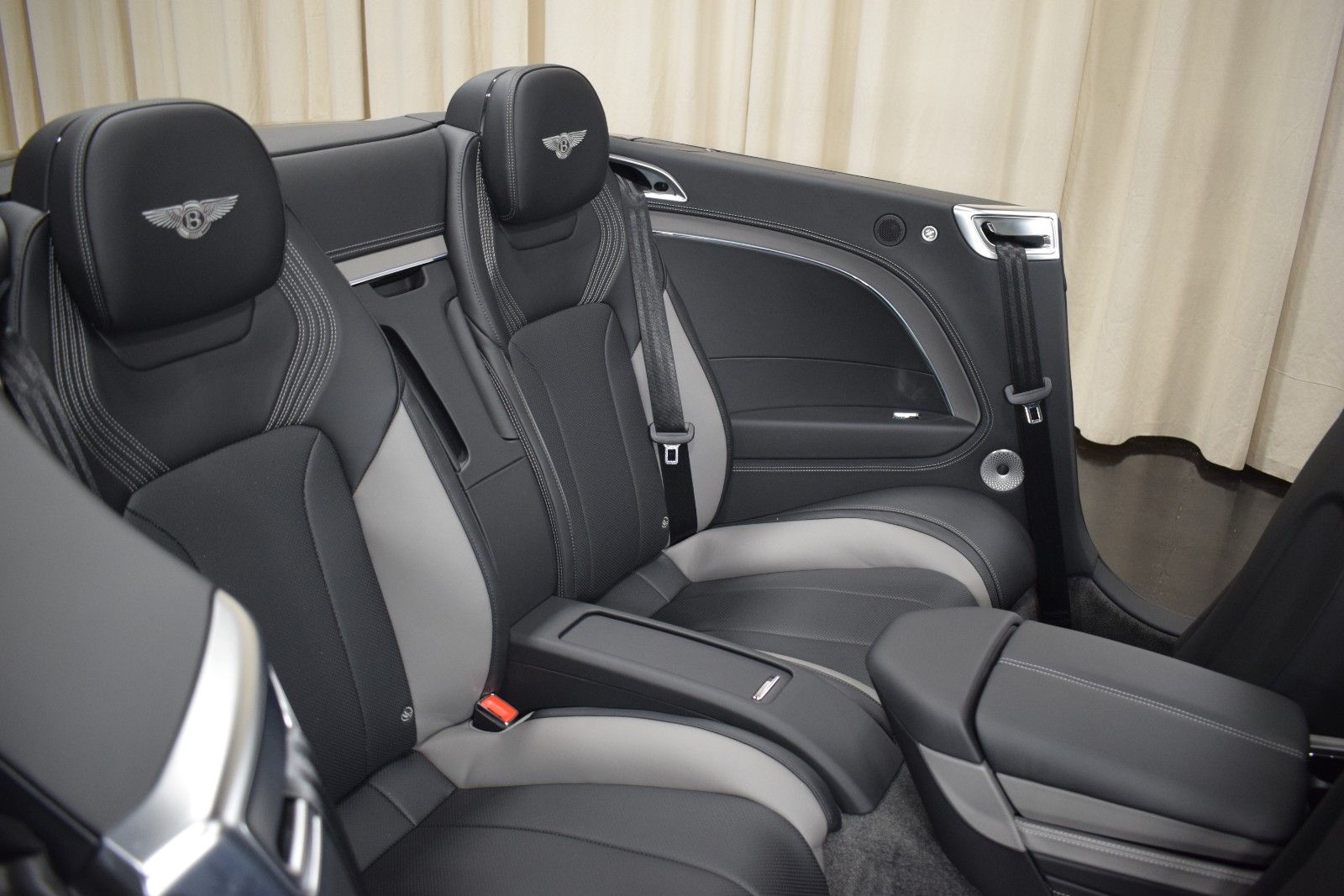 Thumbnail: 2024 Bentley Continental - 23