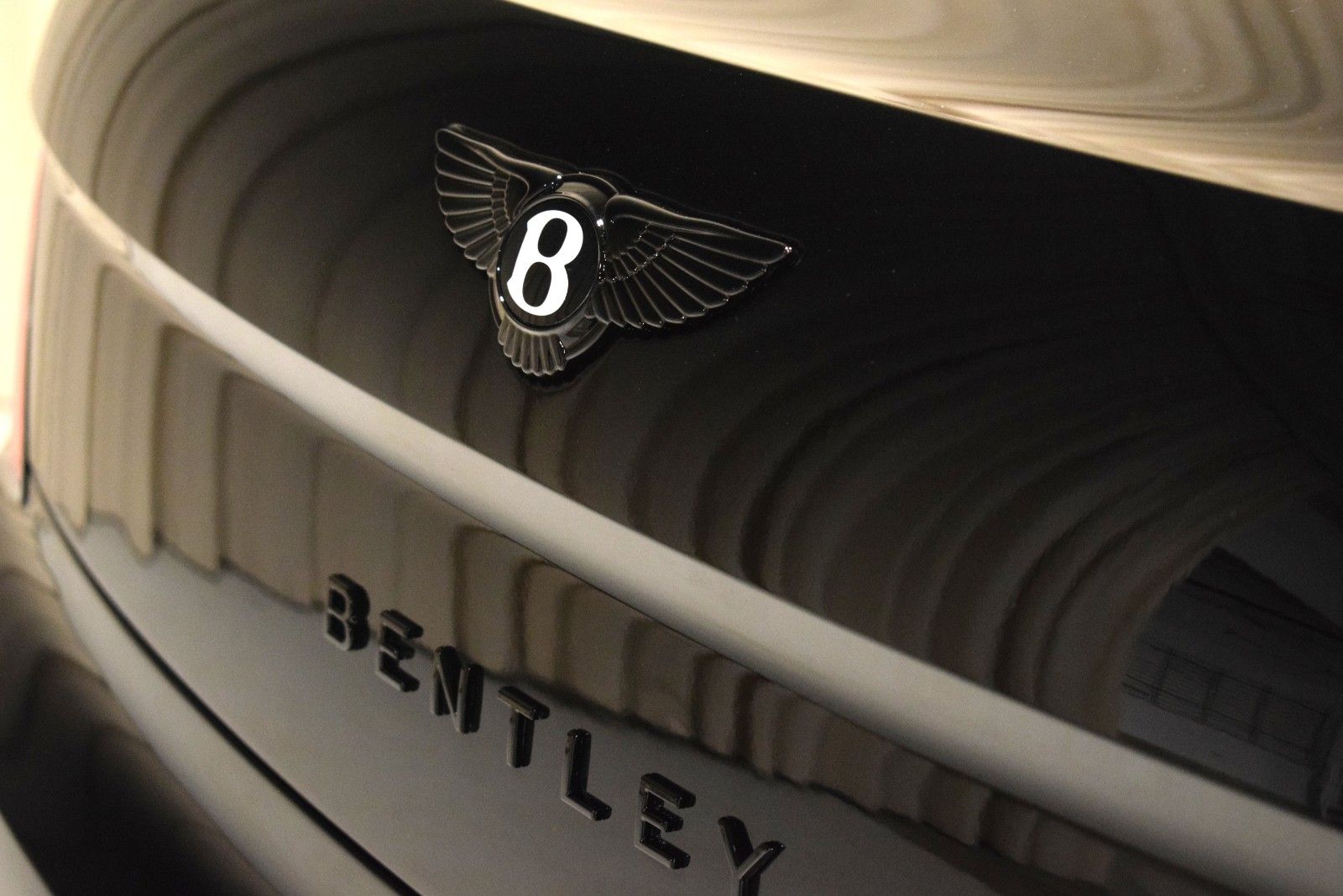 Thumbnail: 2026 Bentley Flying Spur - 15