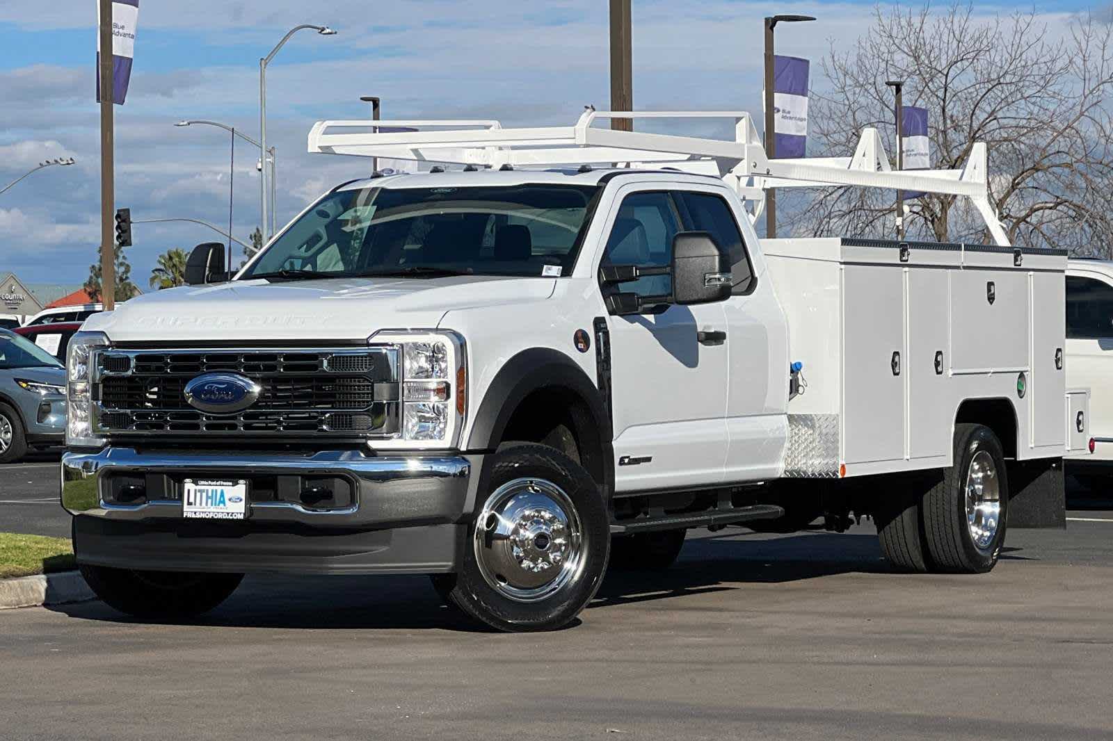 2024 Ford Econoline E-450 -
                Fresno, CA