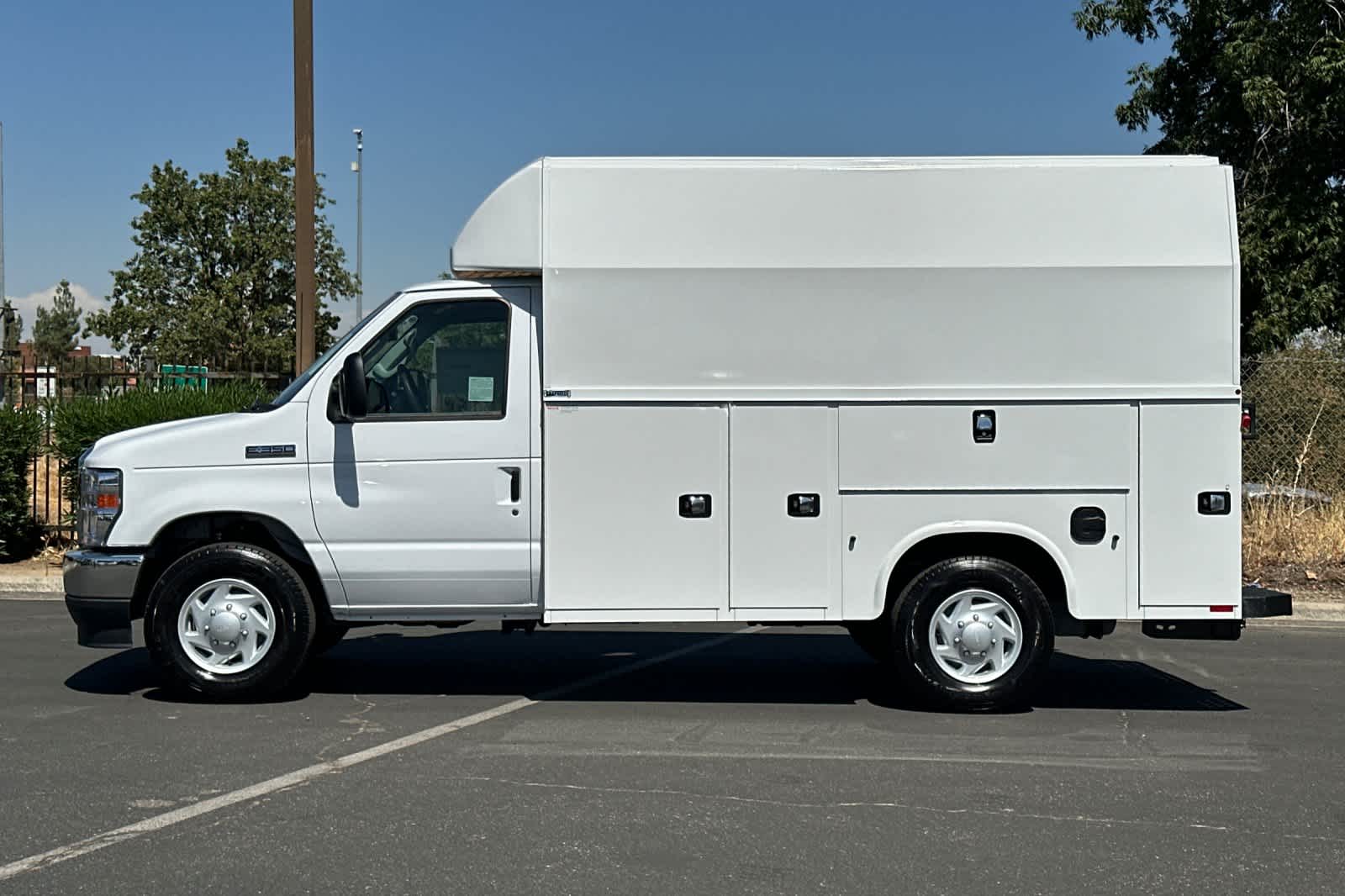 Thumbnail: 2026 Ford Econoline - 4