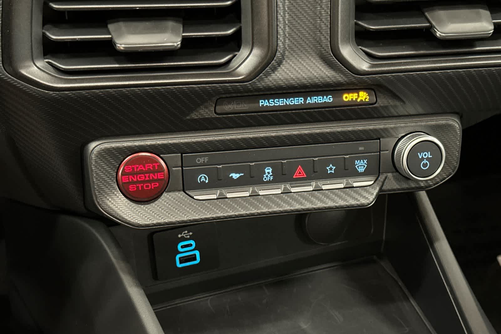 Thumbnail: 2025 Ford Mustang - 20