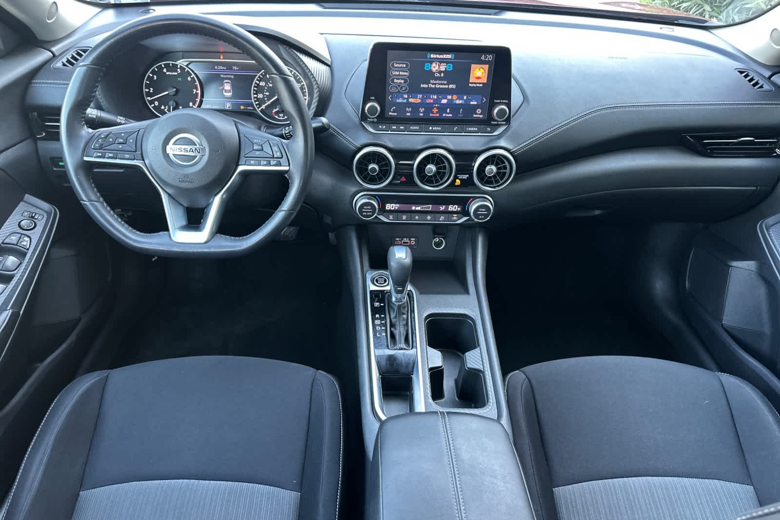 2020 Nissan Sentra SV photo 2