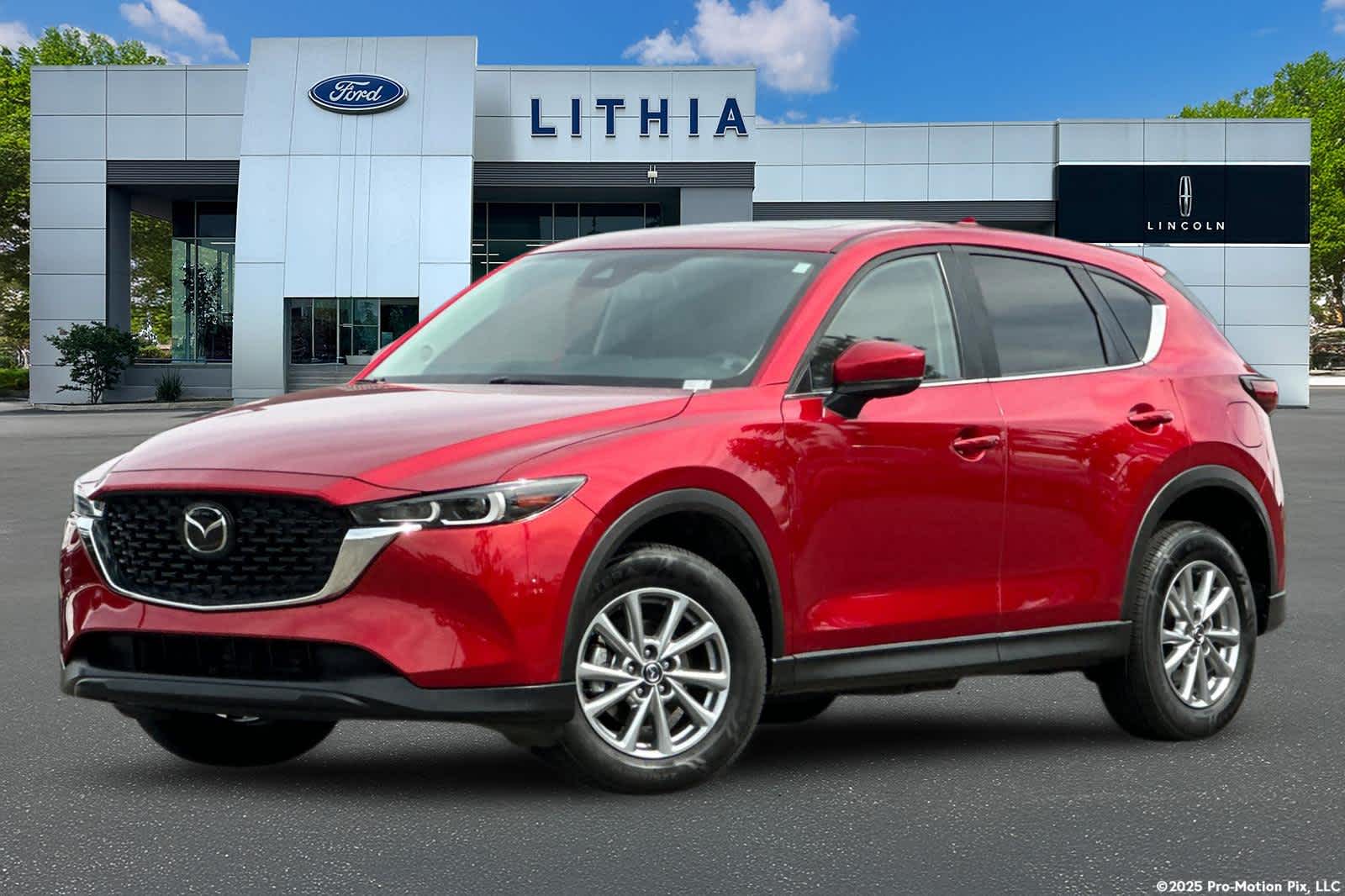 2022 Mazda CX-5 S Preferred package Auto AWD's photo