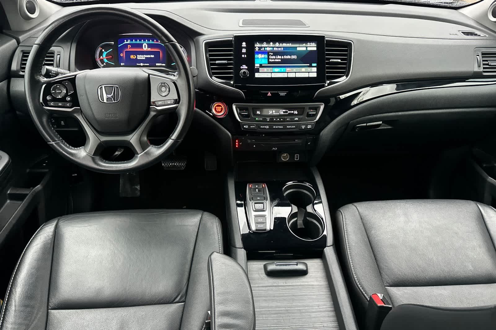 2022 Honda Pilot Touring photo 3