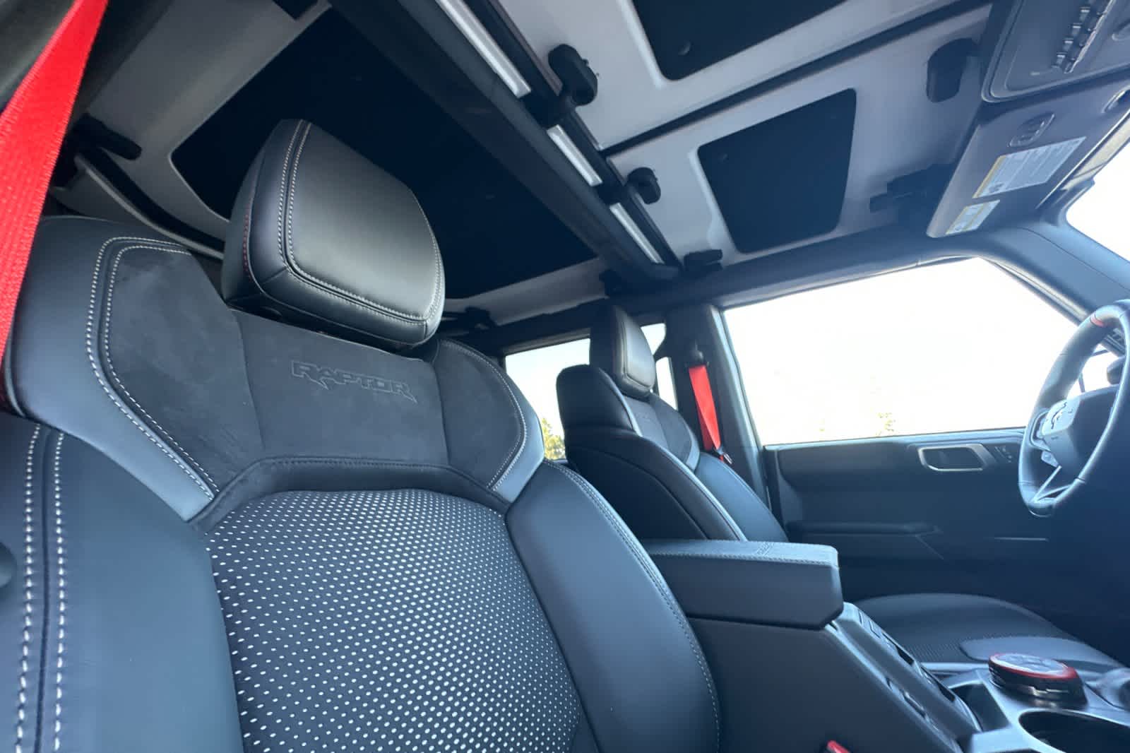 Thumbnail: 2025 Ford Bronco - 18